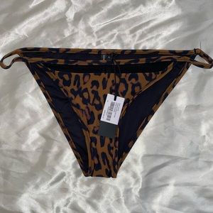 Kendall + Kylie Triangle Mesh Bottom Large Leopard